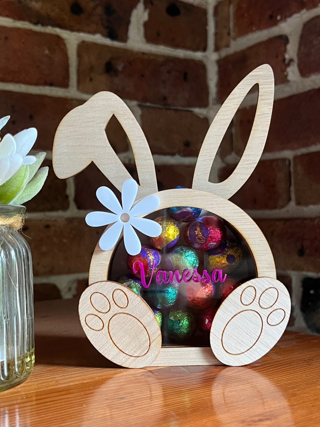 Easter egg holder